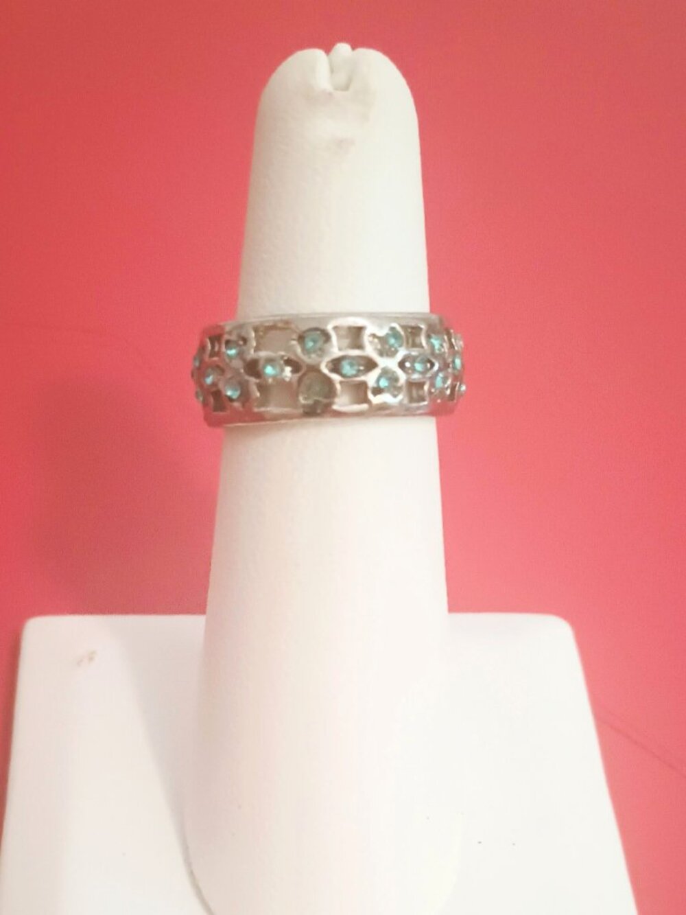 Silver Tone Openwork Band Ring 5.5" with Tiny Light Blue Stones